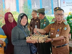 Gelar GPM, DKPP Sintang Jual 7 Jenis Kebutuhan Masyarakat Jelang Hadapi Ramadhan dan Idul Fitri