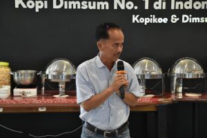 Buka Peluang Kerja dan Tambah PAD, Bupati Sintang Dukung Keberadaan Warkop di Kota Sintang