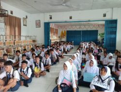 SMA Negeri 4 Sintang Gelar MPLS, Ajak Peserta Didik Baru Untuk Cerdas Gunakan Medsos